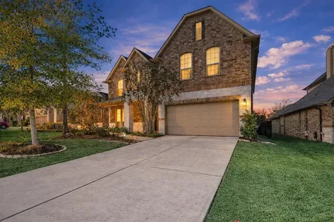 35 N Wheatleigh Drive Tomball TX 77375