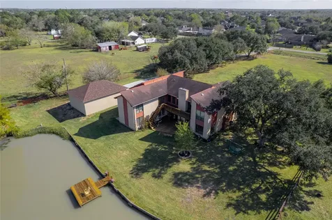 3600 West South Alvin TX 77511