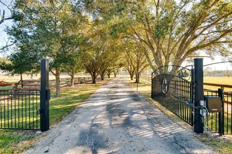 3600 West South Alvin TX 77511