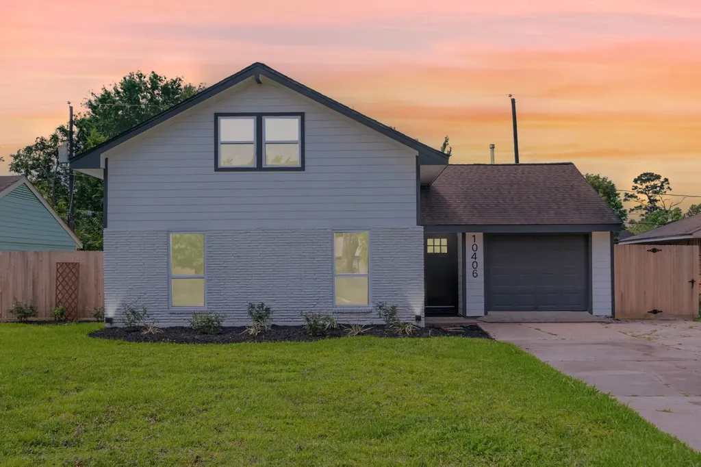 10406 Broadstairs Street Houston TX 77013