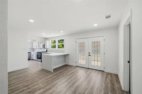 10406 Broadstairs Street Houston TX 77013