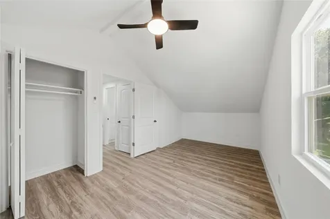10406 Broadstairs Street Houston TX 77013