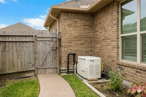 3317 Oak Dale Way Seabrook TX 77586
