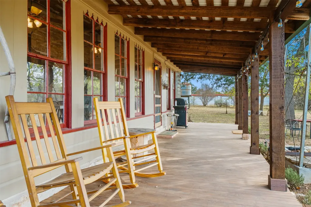 3499 W Us Highway 290 Fredericksburg TX 78624