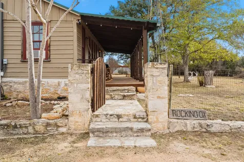 3499 W Us Highway 290 Fredericksburg TX 78624