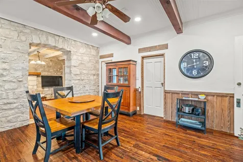 3499 W Us Highway 290 Fredericksburg TX 78624