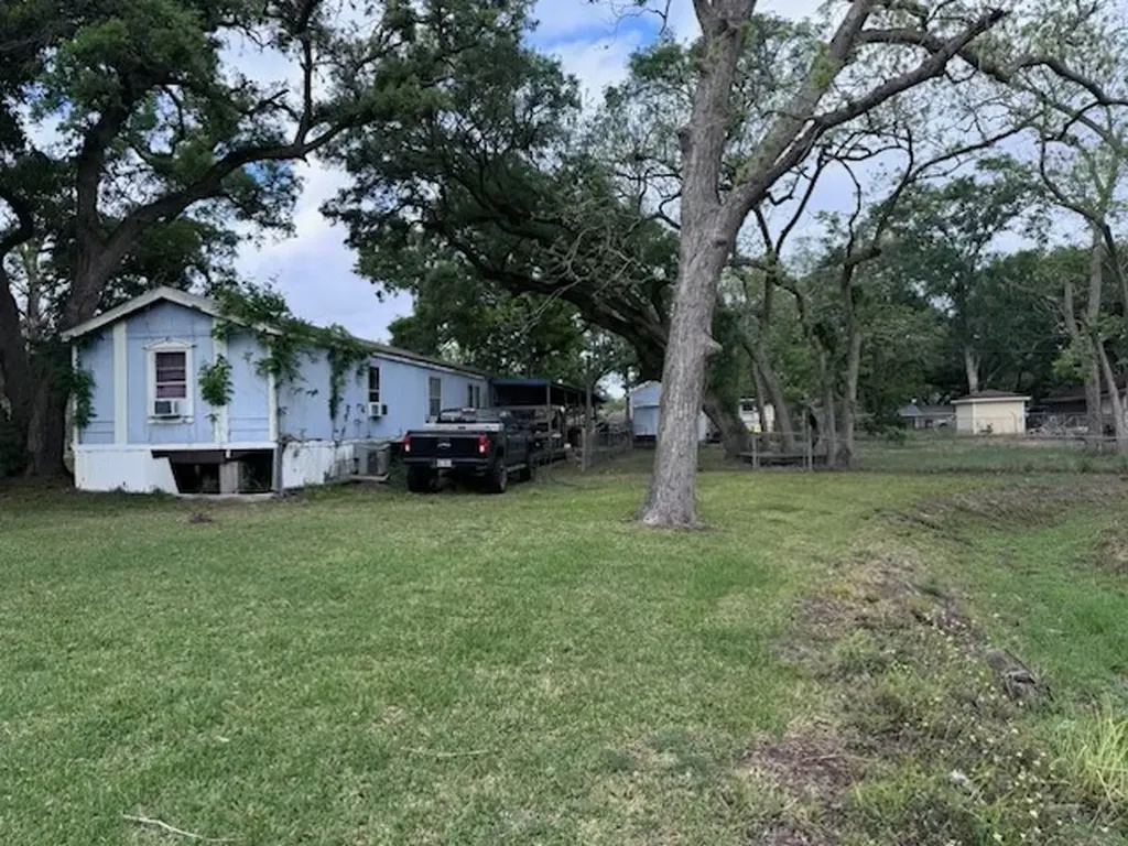 802 Foy Street Sweeny TX 77480