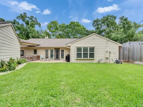 2811 Quincannon Lane Houston TX 77043