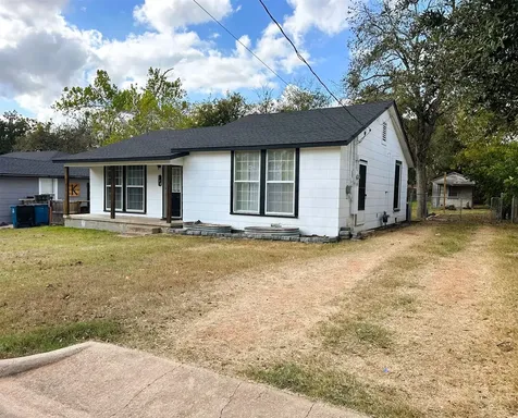128 Harris Street Bellville TX 77418