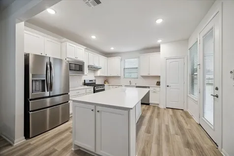 9911 Monarch Landing Cove Willis TX 77318