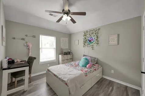 3215 Canterbury Lane Montgomery TX 77356