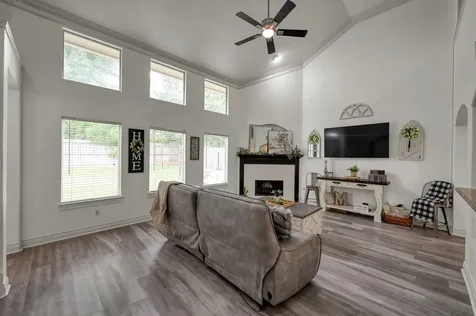 3215 Canterbury Lane Montgomery TX 77356