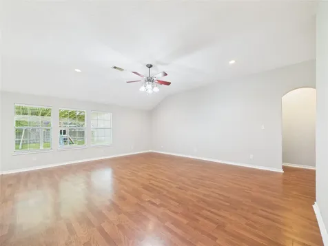 13131 7th Street Santa Fe TX 77510