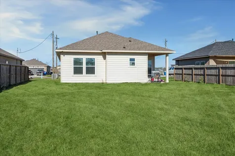 407 Road 5102 L Cleveland TX 77327