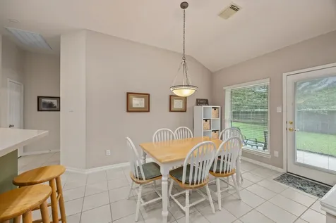 13402 Highland Park Court Houston TX 77070