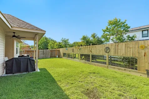 2506 Via Montesano League City TX 77573