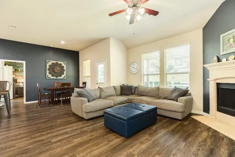 2506 Via Montesano League City TX 77573