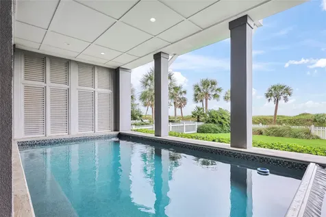 2425 E Seaside Drive Galveston TX 77550