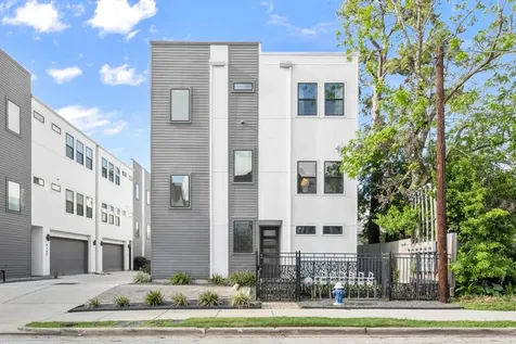 834 Fisher Street A Houston TX 77018