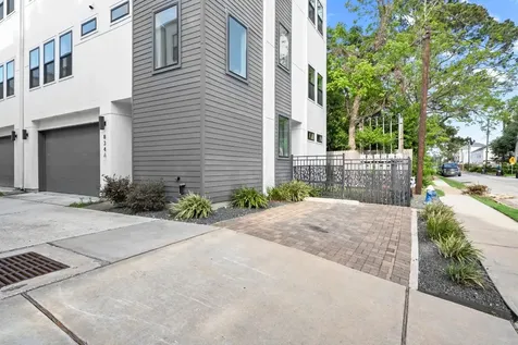 834 Fisher Street A Houston TX 77018