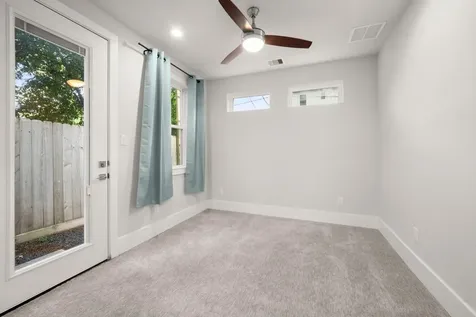 834 Fisher Street A Houston TX 77018