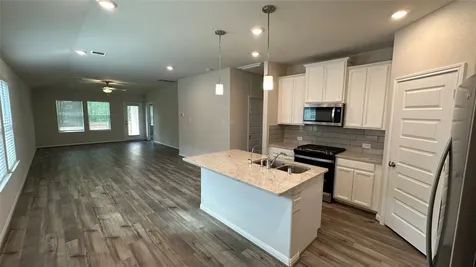 221 Harper Ridge Drive Conroe TX 77316