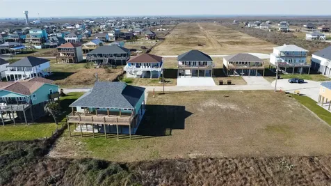 183 Ocean Shores Drive Port Bolivar TX 77650