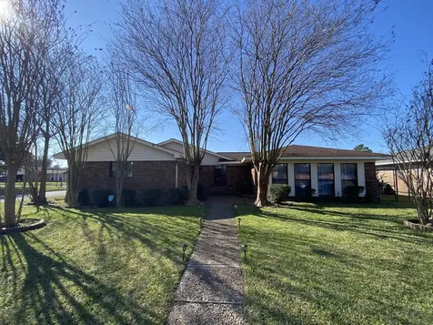 2801 6th Avenue N Texas City TX 77590