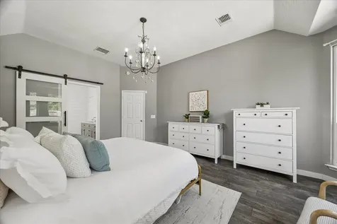 1418 Summer Forest Drive Sugar Land TX 77479