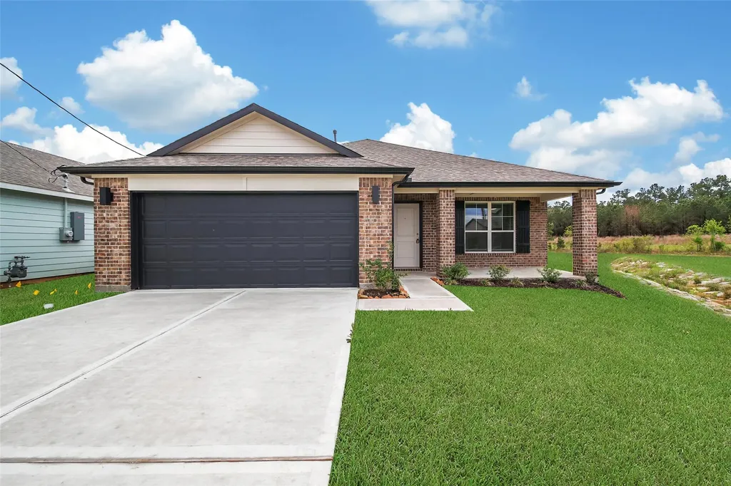 141 County Road 5102b Cleveland TX 77327