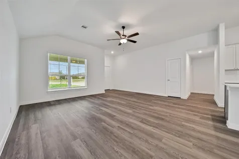 141 County Road 5102b Cleveland TX 77327