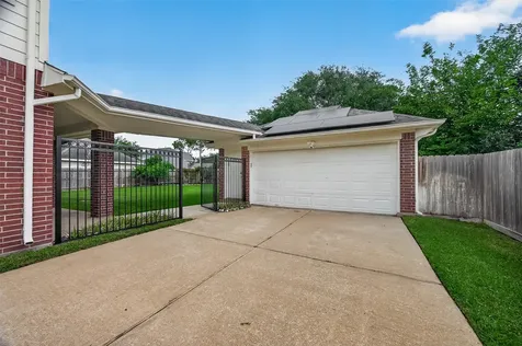 2615 Granite Court Pearland TX 77584