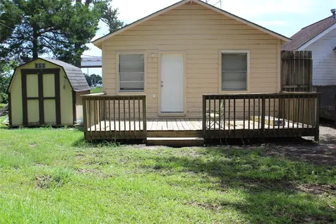 622 S Hancock Street Angleton TX 77515