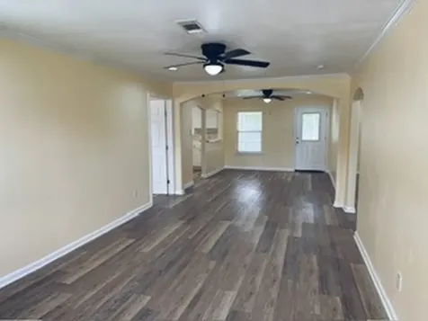 310 W Houston Avenue Pasadena TX 77502