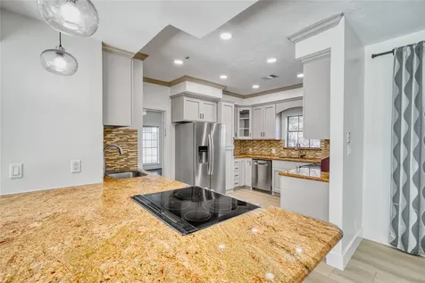 8006 Albin Lane Houston TX 77071