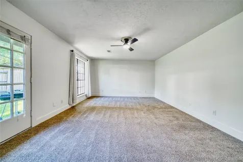 8006 Albin Lane Houston TX 77071