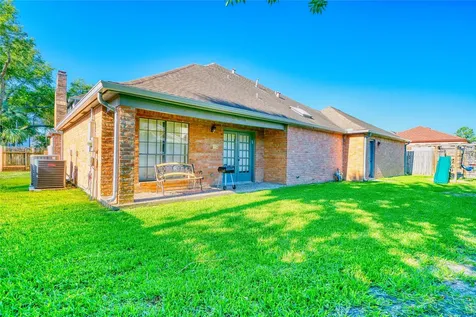 8006 Albin Lane Houston TX 77071