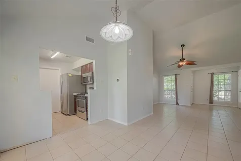 1006 Melford Avenue Pearland TX 77584