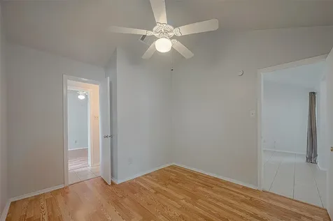1006 Melford Avenue Pearland TX 77584