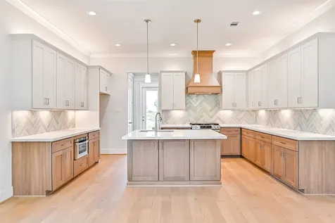 5 Sunset Street Galveston TX 77554