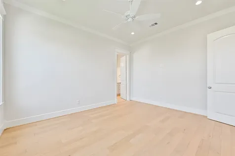5 Sunset Street Galveston TX 77554