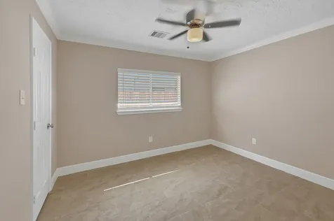 2910 Norwich Street Pearland TX 77584