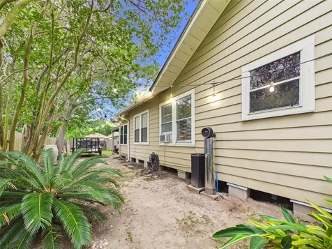 3205 Ohio Street Baytown TX 77520