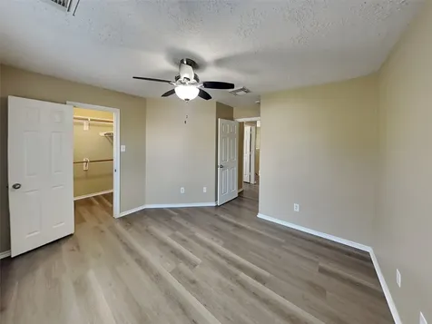13118 Peppergate Lane Houston TX 77044