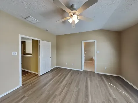 13118 Peppergate Lane Houston TX 77044