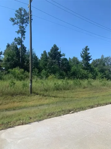 8205 Road 5878 Cleveland TX 77327