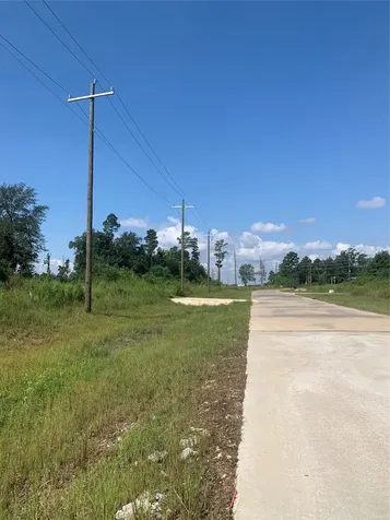8205 Road 5878 Cleveland TX 77327