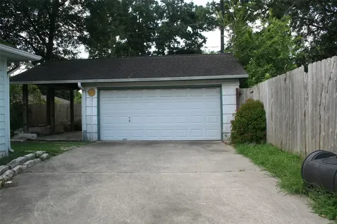 7518 El Rancho Street Houston TX 77087