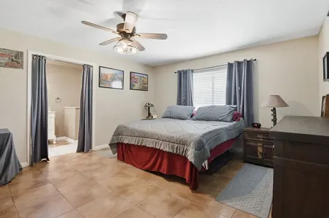 3625 County Road 36 Angleton TX 77515