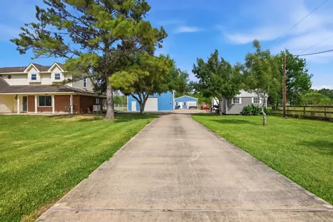 3625 County Road 36 Angleton TX 77515